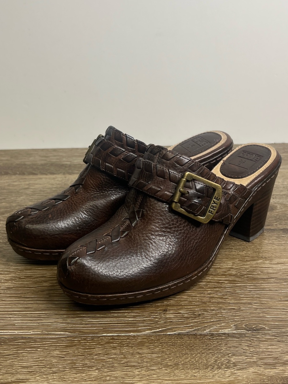 Frye Candy Lace Leather Mule Clogs Brown Woven Buckle Heels Women’s 7.5